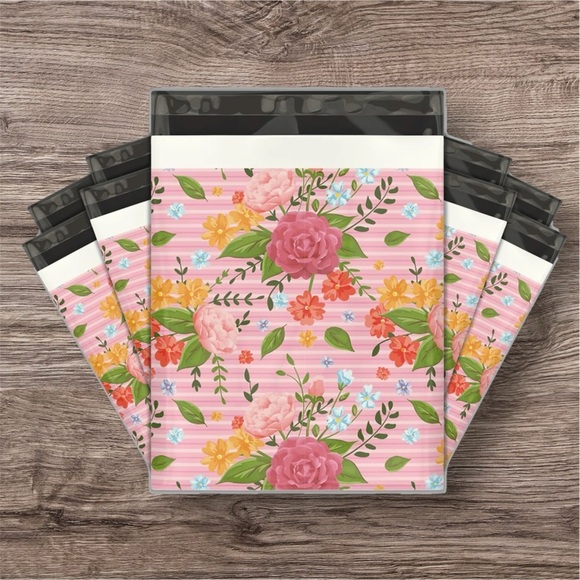 10 - 10x13 FLORAL POLY MAILER
SHIPPING ENVELOPES - Picture 1 of 6